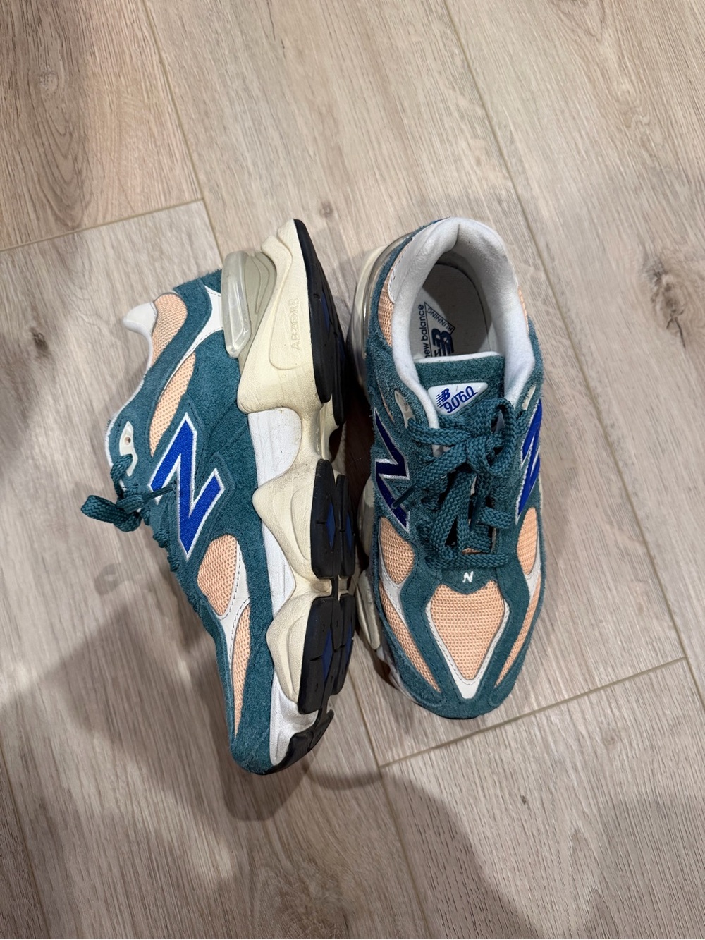 Excellent Used ConditionNew Balance 9060 Teal & Peach Athletic Shoes